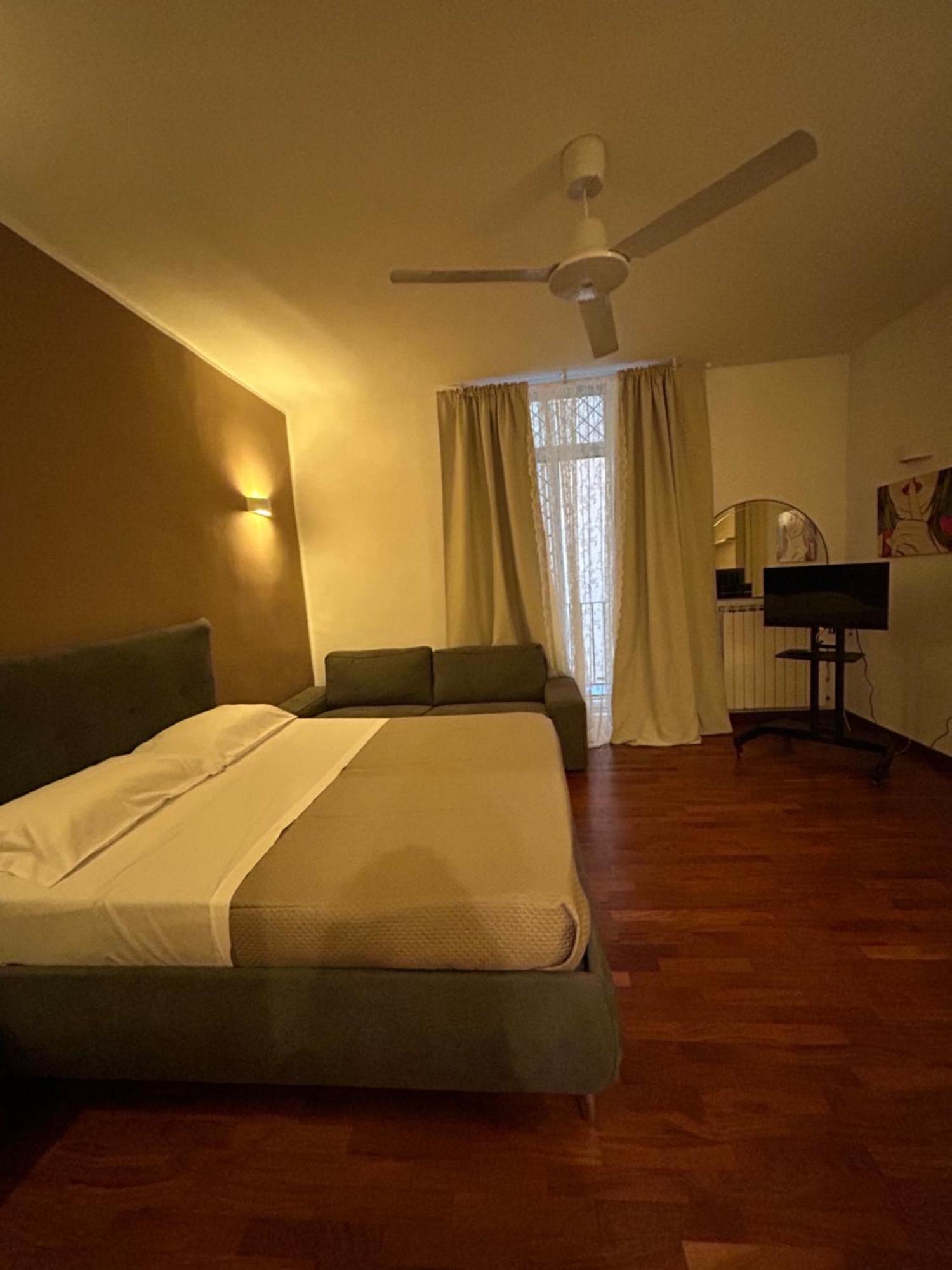 Anni Apartment Chiaia نابولي المظهر الخارجي الصورة